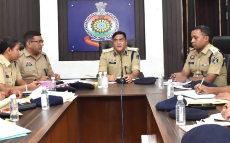 आगामी दीपावली त्यौहार छठ पर्व पर शांति एवं सुरक्षा व्यवस्था बनाएं रखने दिए गए निर्देश...