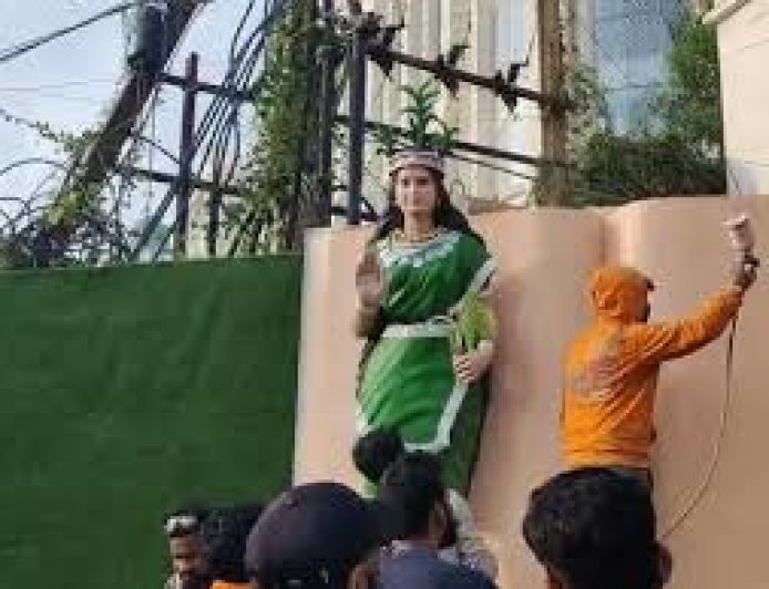 छत्तीसगढ़ महतारी की मूर्ति तोड़े जाने पर मचा है बवाल : 31 अक्टूबर को रायपुर बंद का ऐलान...